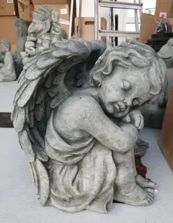 Barneengel i patineret beton - 40cm / Afhentning