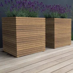 Firkantede krukker i hardwood / Rhombus