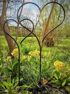 Hjerter med spyd i bukket rå jern til have og krukker - Sæt 2stk