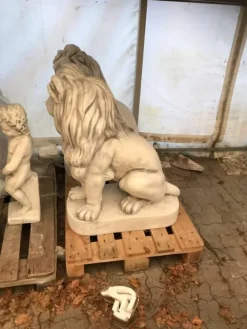 Hvide haveløver i beton - 95cm - 225kg/stk - Sætpris