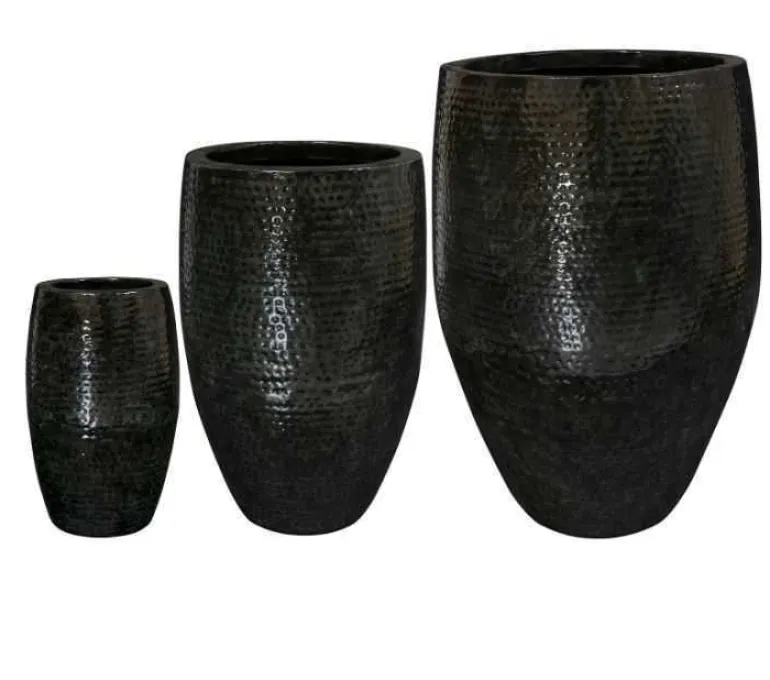 Indendørs krukker i sort lakeret metal med hammered finish / 3str.