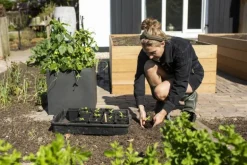 Sort glat firkantet kubisk krukke smooth black - Livstidsgaranti