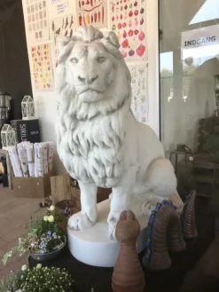 Store haveløver i hvid beton / cement - 620kg/stk