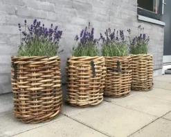 Store runde flettede rattan kurve / krukker - M/U Hjul