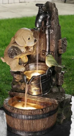 Vandbrønd - Vandfontæne med vandhane hundehvalp og fugl / LED lys