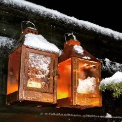 Væglanterne i massiv Kobber