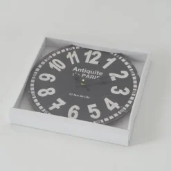 Vægure i mdf - sort / hvid