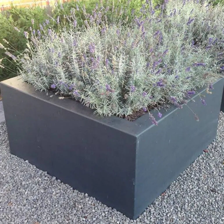 100x100cm Krukker i glasfiber / polyester