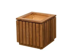 39x39x39cm kubisk indendørs krukke i bejdset træ med hjul